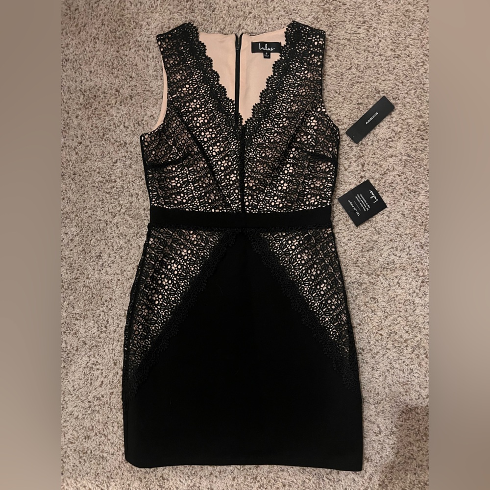 Elegant size small black and nude Lulus cocktail dress